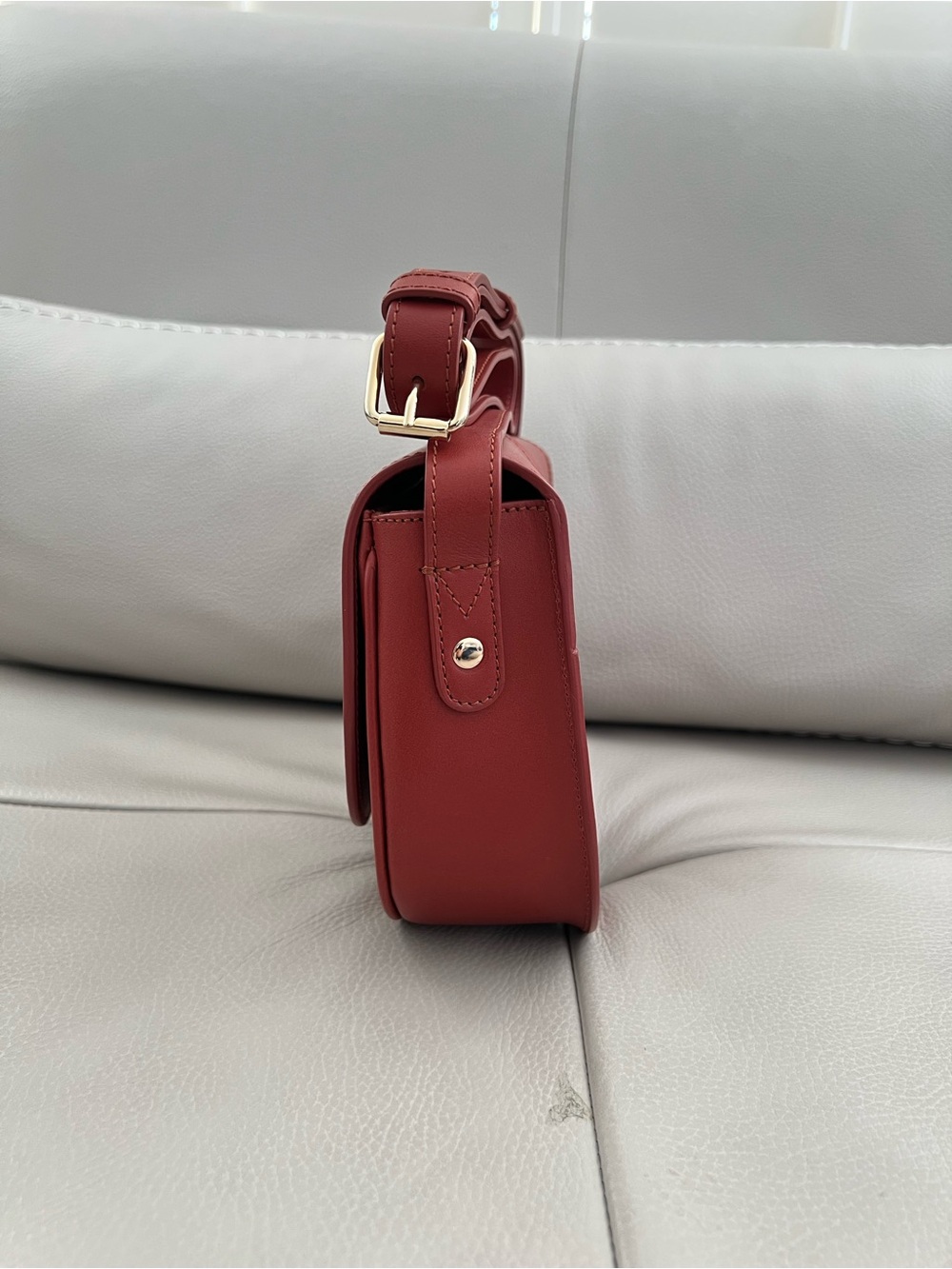 NWT - A.P.C. Betty Calfskin Leather Crossbody Bag BRANDY (EAI) ๐ - Picture 4 of 5